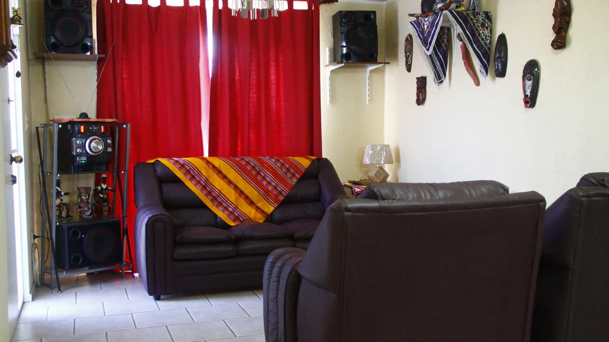 CASA EN EL SENDERO QUILLOTA INDEPENDIENTE UN SOLO PISO